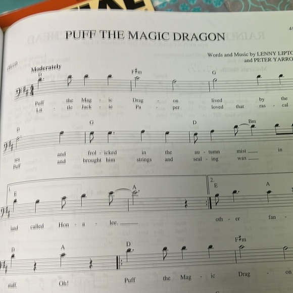 Easy pop melodies for cello - Picture 2 of 4